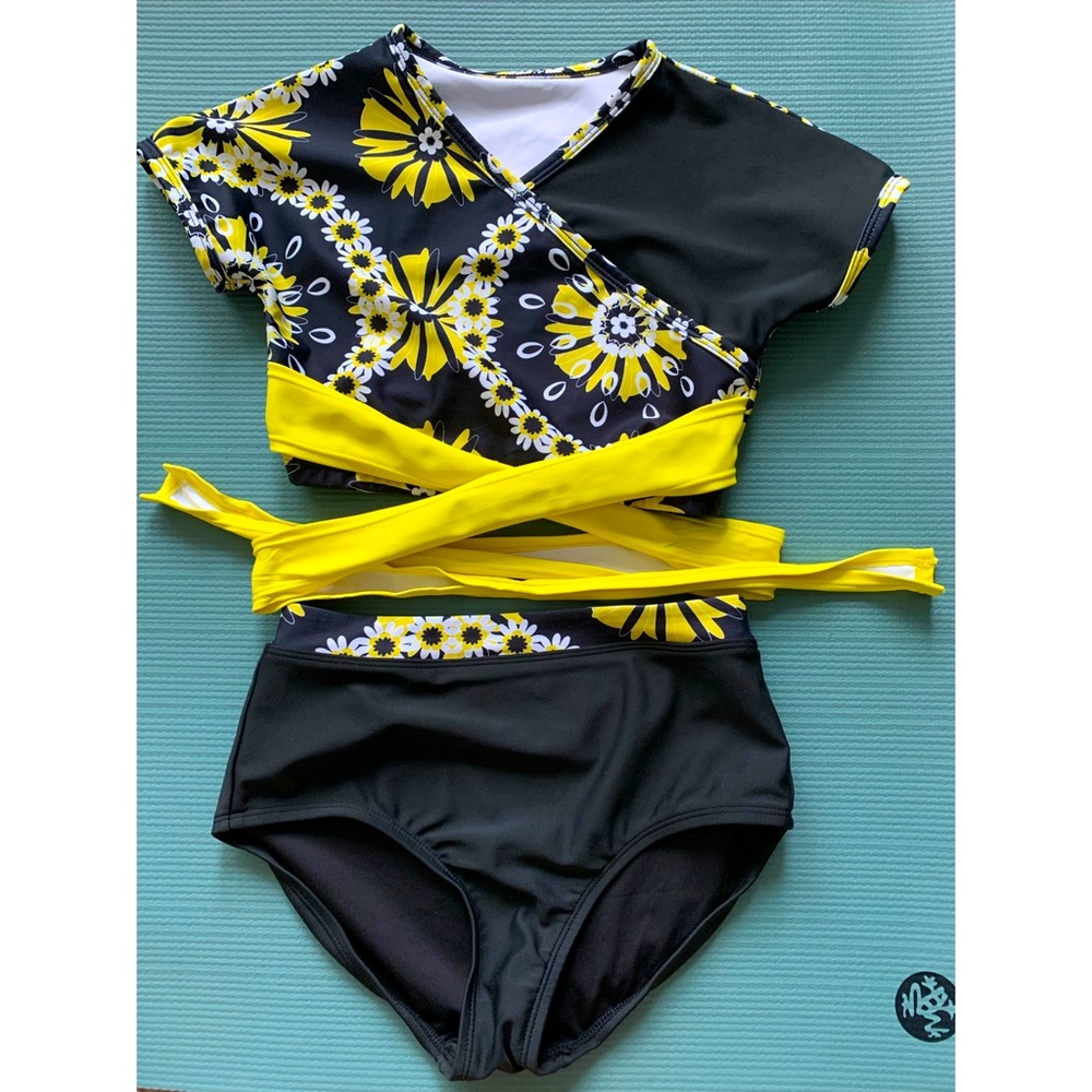 That’s a Wrap in Lemonista by Oh la la Dancewear Top & Brief size Child Large